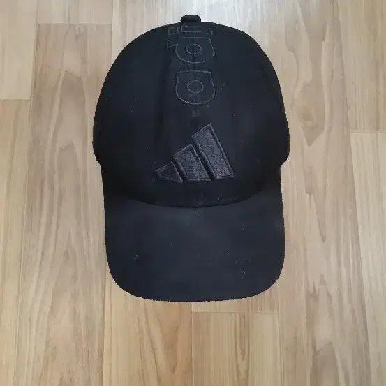 [BUNJANG] Adidas Suede Ball Cap / 아디다스 스웨이드 볼캡 매장정품