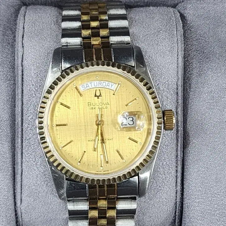 [BUNJANG] Bulova Super Seville Day-Date Quartz Watch / 부로바 슈퍼 세빌 데이데이트 쿼츠(보카시판)