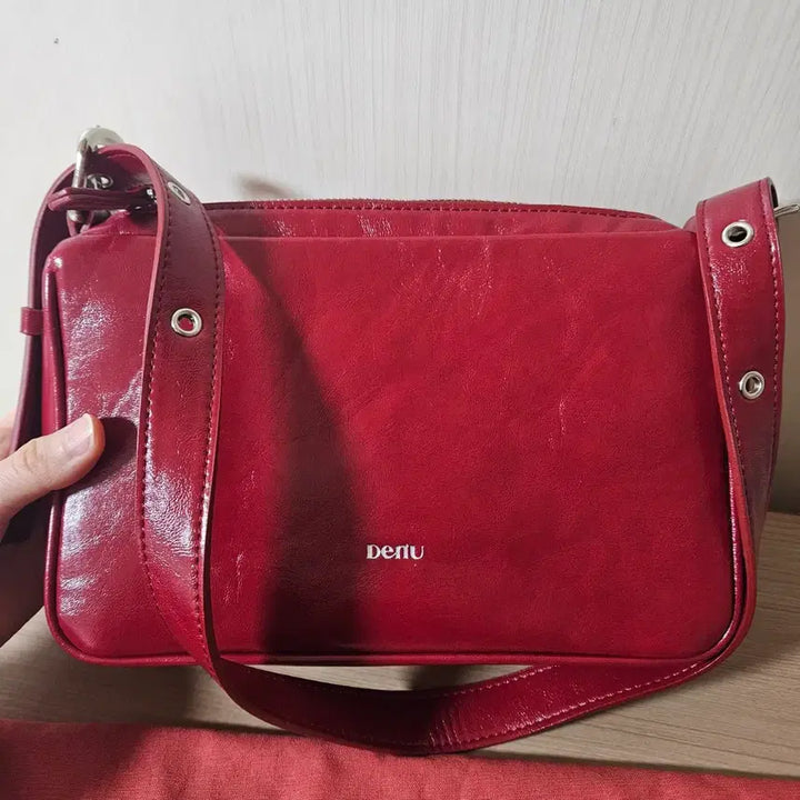 [BUNJANG] Deunue FOO Bag Two-Way Red Bag / 데누 FOO Bag 투웨이 레드백 정가17.8