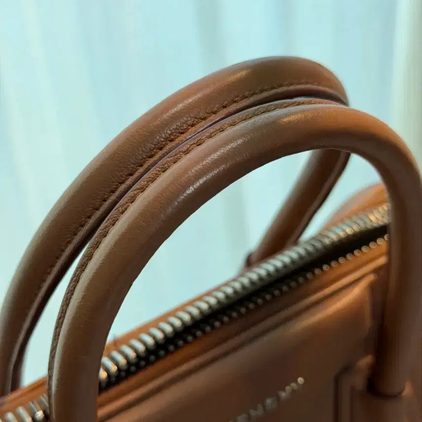 [BUNJANG] Givenchy Antigona Brown Medium Bag / 지방시 안티고나 탄 브라운 미듐