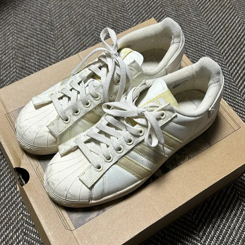 [BUNJANG] Superstar PARLEY White Sneakers / 슈퍼스타 x PARLEY 화이트