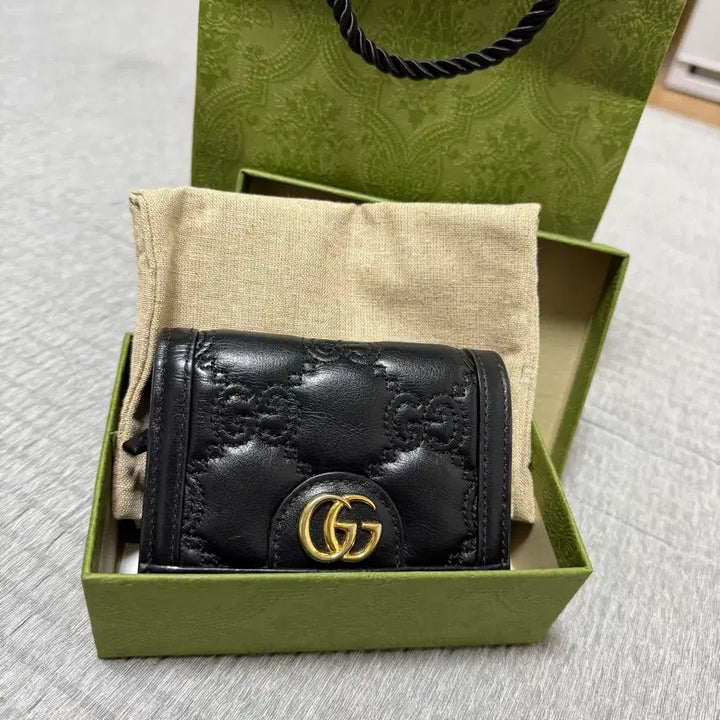 [BUNJANG] Gucci GG Matelassé Wallet / 구찌 GG 마틀라세 반지갑 블랙