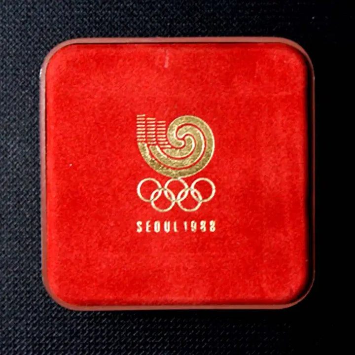 [BUNJANG] 1988 Seoul Olympics Diving Commemorative Silver Coin (Unused) / 1988년 서울올림픽 다이빙 기념주화 은화 미사용 케이스 + 보증서