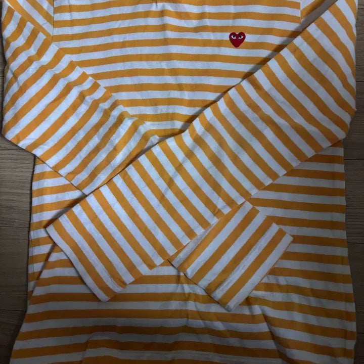 [SOLD OUT] (W) 꼼데가르송 미니 레드와펜 스트라이프 롱슬리브 티셔츠 오렌지