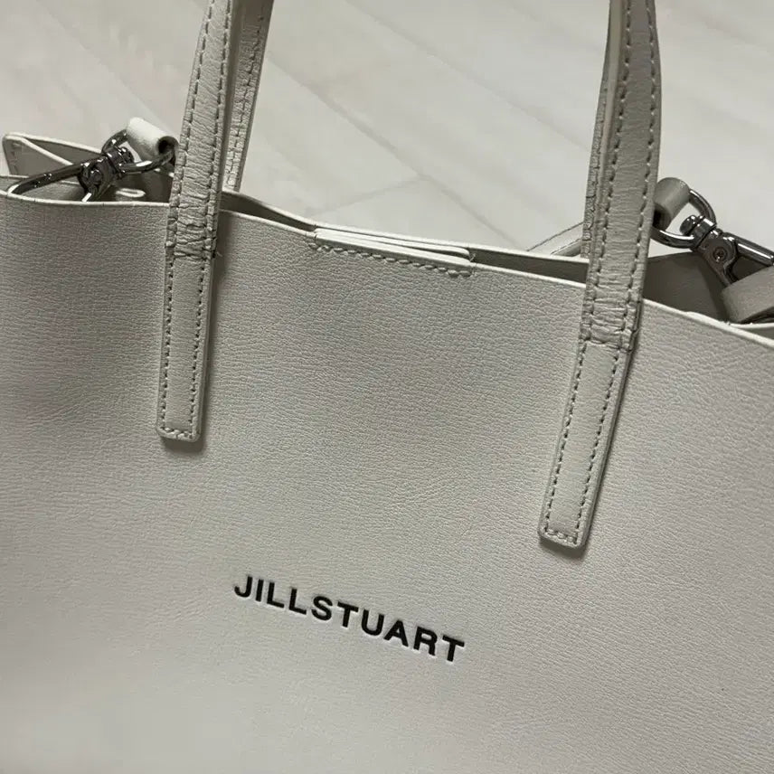 [BUNJANG] JILLSTUART White Shoulder Bag / 질스튜어트 화이트 숄더백