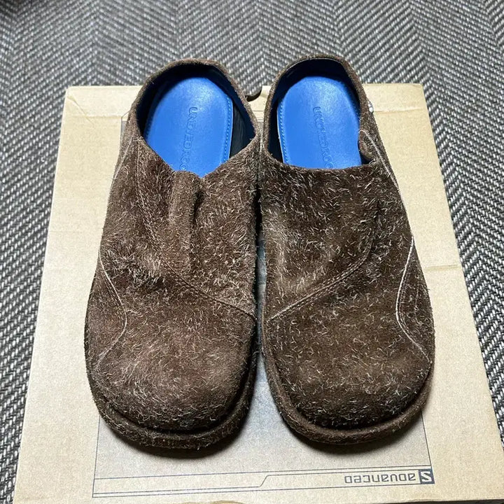 [BUNJANG] Undeadroom Brown Suede Mules / 언다이드룸 브라운 스웨이드 블로퍼