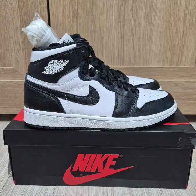 [BUNJANG] Jordan 1 Black White (2014) / [265] 조던1 범고래 (2014)