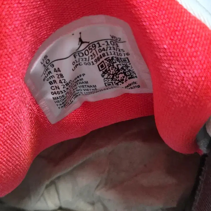 [BUNJANG] Jordan Zion 4 White/Black/Red Basketball Shoes 280 / 조던 자이온4 자이언4 화이트/블랙/레드 농구화 280