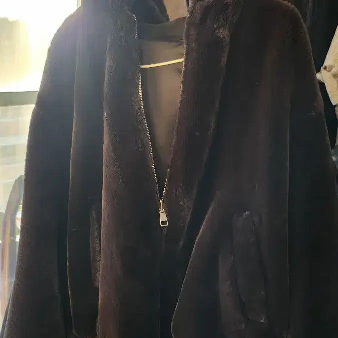 [BUNJANG] ZARA Black Hooded Flight Jacket / 자라 후드 퍼 안감 항공 점퍼 블랙 M