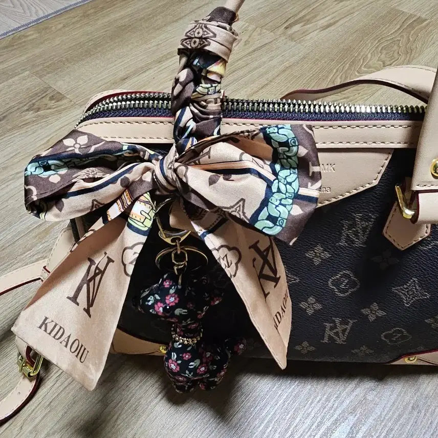 [BUNJANG] Tote Bag / Crossbody Bag (New Condition) / 보세 토트백 겸 크로스백(새컨디션)
