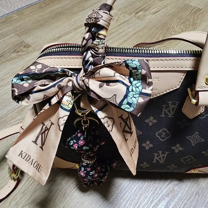 [BUNJANG] Tote Bag / Crossbody Bag (New Condition) / 보세 토트백 겸 크로스백(새컨디션)