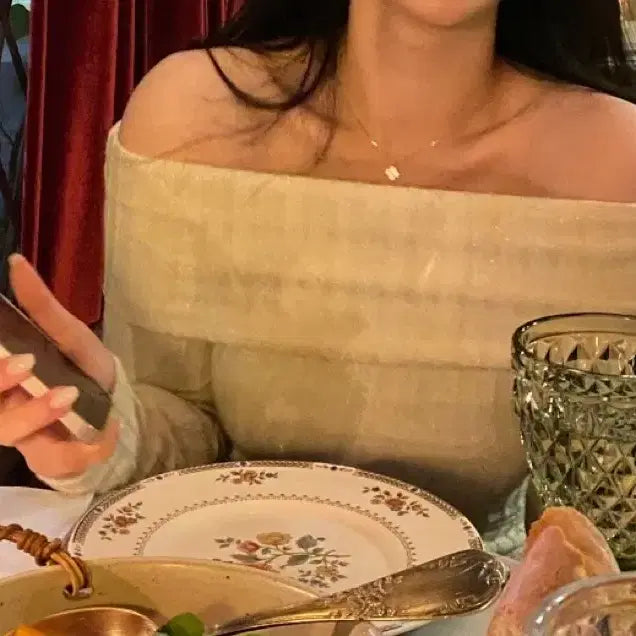 [BUNJANG] As One Glitter Off-Shoulder Top (Ivory) / (초희귀매물) 애즈온 글리터 오프숄더 탑 아이보리