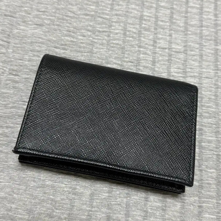 [BUNJANG] Prada Saffiano Triangle Wallet Black / 프라다 사피아노 트라이앵글 반지갑 블랙