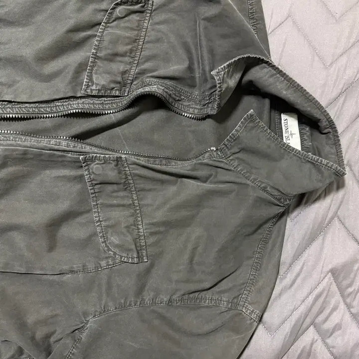 [BUNJANG] Stone Island Old Effect Overshirt / 스톤아일랜드 올드이펙트 오버셔츠 22fw