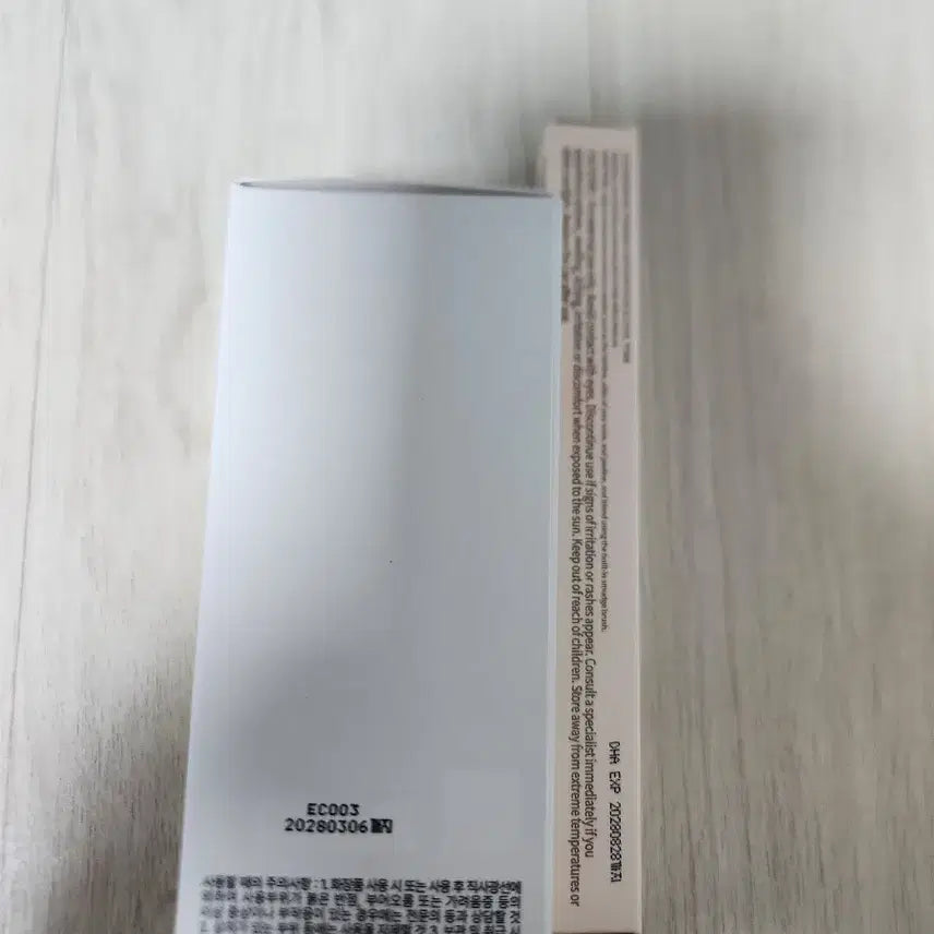 [BUNJANG] Bundle Set: WakeMake 22 Neutral Foundation & Colorgram Shading Stick (Cool Tone) / 웨이크메이크 파운데이션 22 뉴트럴+ 컬러그램 쉐딩 스틱 쿨톤 번들세트