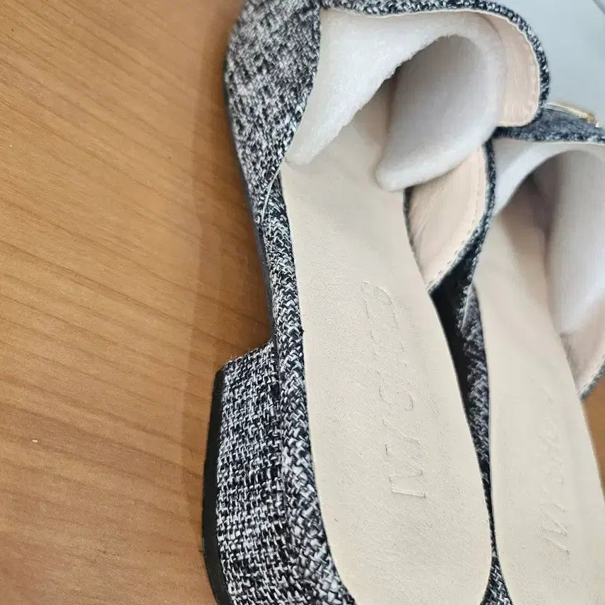 [BUNJANG] Ivy Shoes Tweed Mule Slippers / 아이비 슈즈 트위드 뮬 슬리퍼 새상품