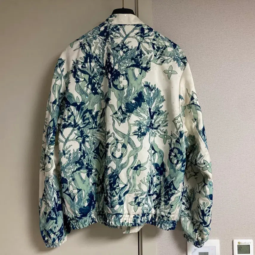 [BUNJANG] Louis Vuitton Embroidered Blouson Jacket / [50] 루이비통 실크 블렌드 엠브로이더드 블루종 자켓 830만원대