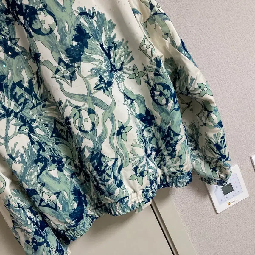 [BUNJANG] Louis Vuitton Embroidered Blouson Jacket / [50] 루이비통 실크 블렌드 엠브로이더드 블루종 자켓 830만원대