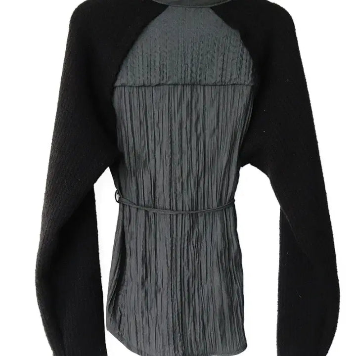 [BUNJANG] CIKWON Tone on Tone Knit Shirt / 시크윈 톤온톤 소매니트 포켓링클셔츠 스트랩 블라우스 먹색(차콜)