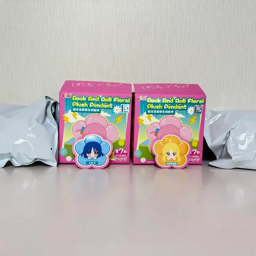 [BUNJANG] Bocchi the Rock! Yamada Ryō &amp; Ijichi Seika Flower Plush Set (Mint Condition) / 봇치더락 EAKI 야마다 료 꽃 인형 누이, 이지치 세이카 꽃 인형 누이