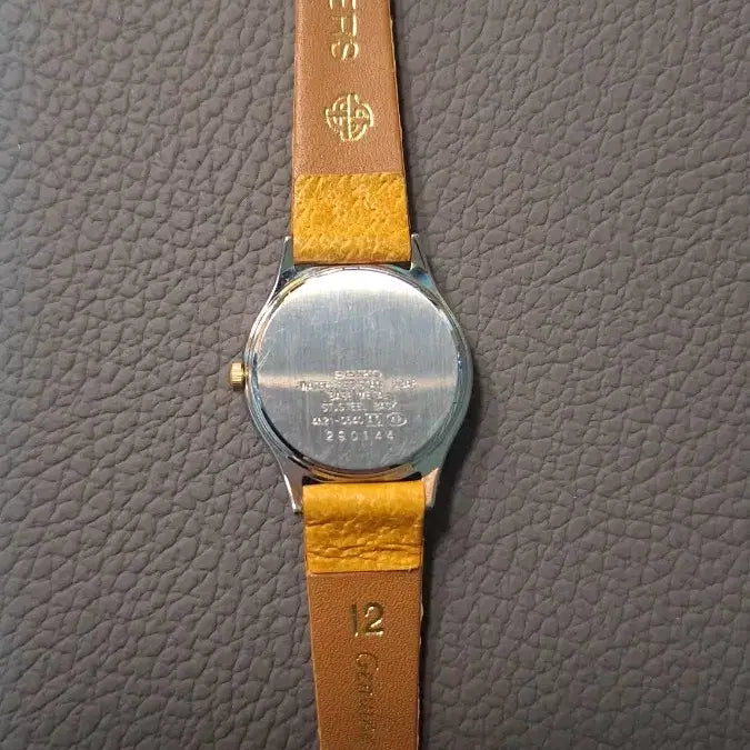 [BUNJANG] Seiko Spirit Yellow Leather Watch (Women's) / 세이코 스피릿 가죽 시계  여성용