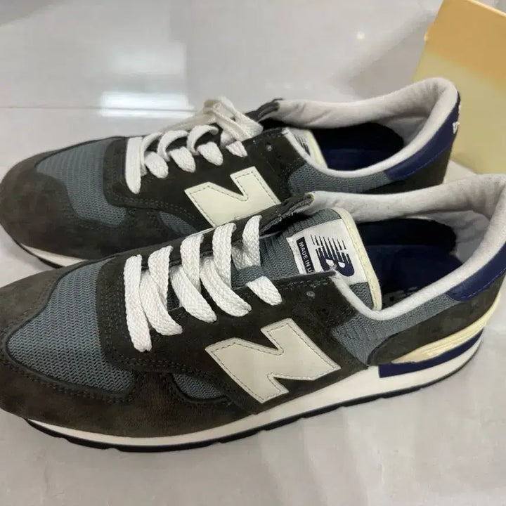[SOLD OUT] 뉴발란스 m990ceri 275
