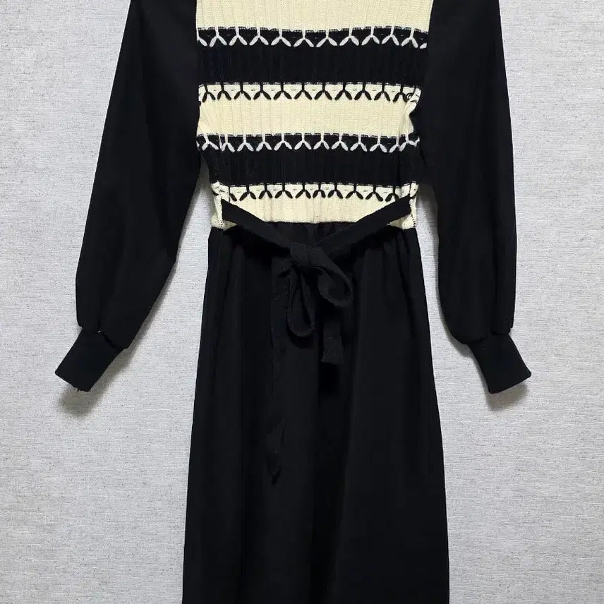 [BUNJANG] MIL STUDIO Black Knit Long Dress / MIL STUDIO 블랙 니트 롱 원피스
