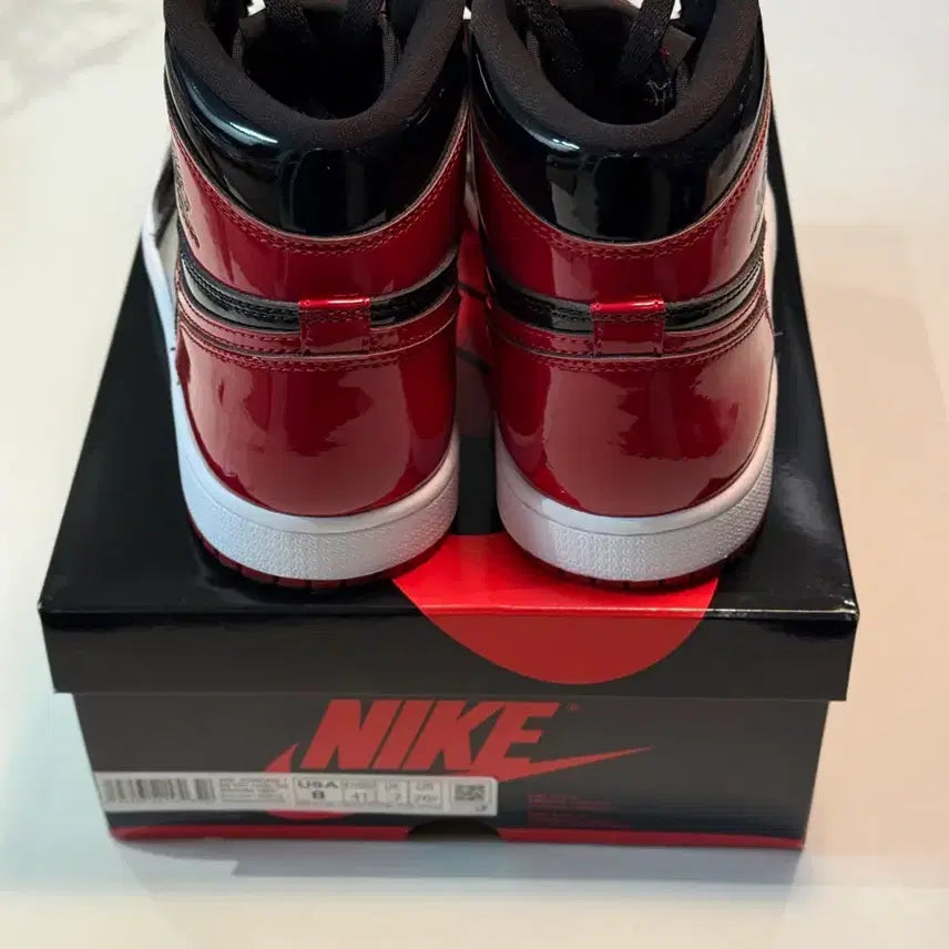 [BUNJANG] Jordan 1 Retro High OG Patent Bred (Size 260) - Used / [260] 조던 1 레트로 하이 OG 페이턴트 브레드