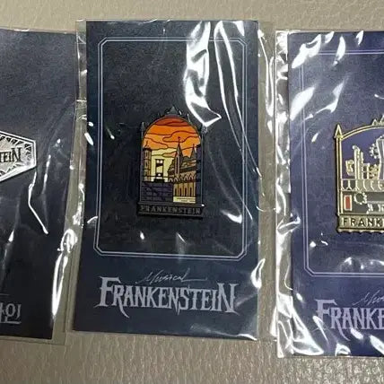 [BUNJANG] Musical Frankenstein Badge Bundle Set / 뮤지컬 프랑켄슈타인 md 뱃지 일괄 판매