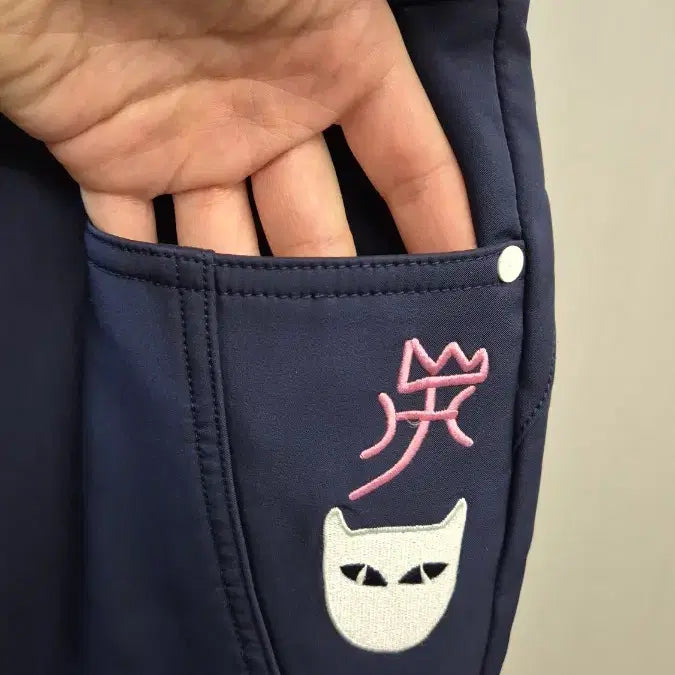 [BUNJANG] Castelbajac Navy Cat Character Pants / 카스텔바작 네이비 고양이 캐릭터 바지