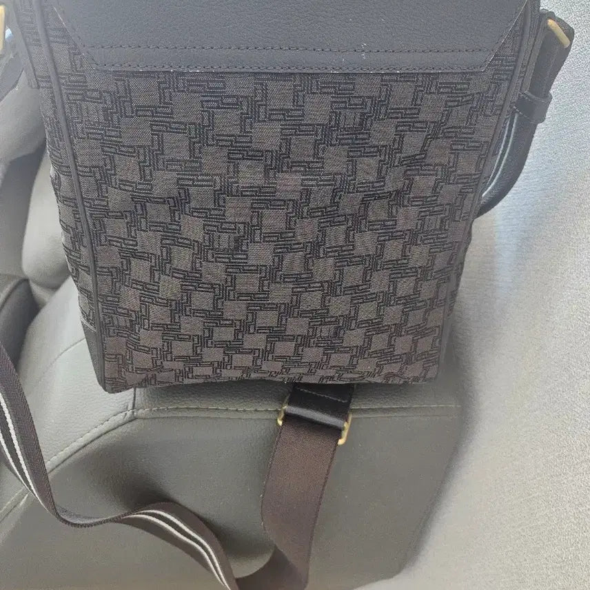 [BUNJANG] Dunhill Brown Shoulder Bag / 던힐 남성브라운   숄더백