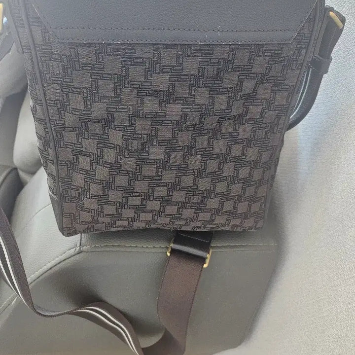 [BUNJANG] Dunhill Brown Shoulder Bag / 던힐 남성브라운   숄더백