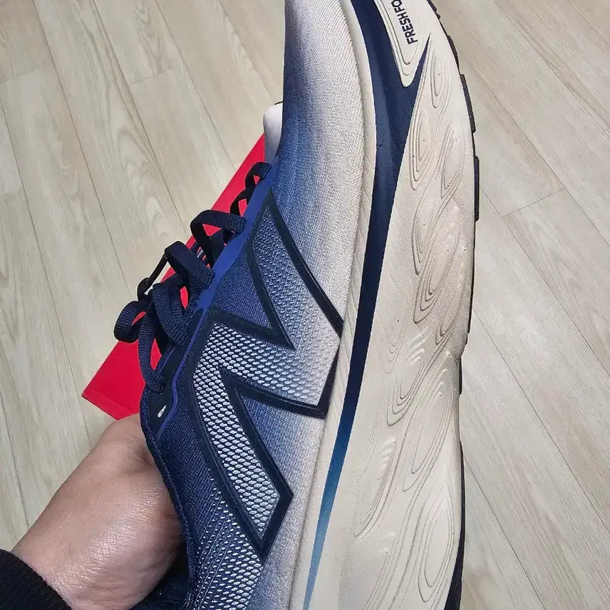 [BUNJANG] New Balance 1080 v14 Running Shoes / 뉴발란스 1080 v14