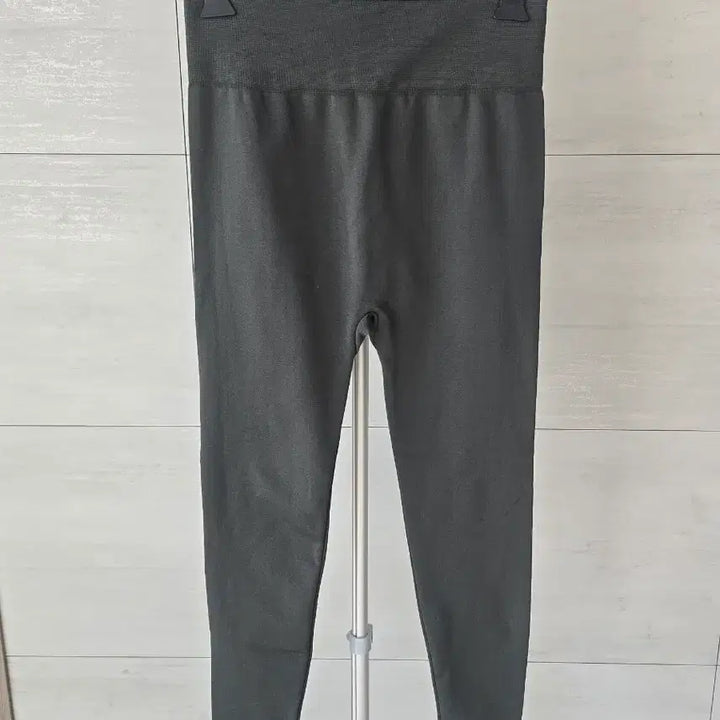 [SOLD OUT] 기모 레깅스 2종(카키,딥초코)