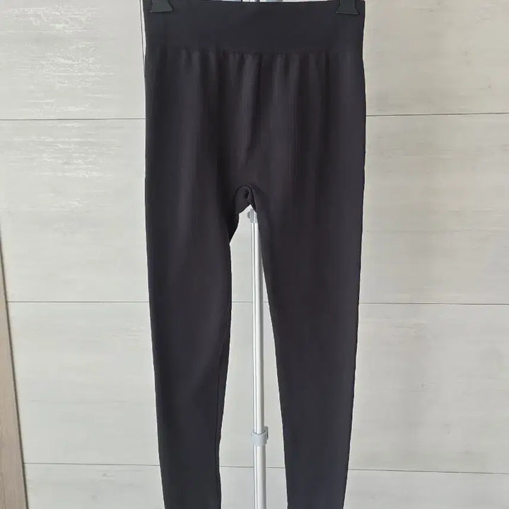 [SOLD OUT] 기모 레깅스 2종(카키,딥초코)