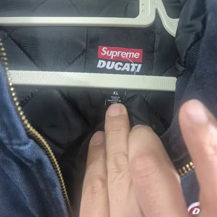 [BUNJANG] Ducati Patch Hood Work Jacket Black XL / 두카티 패치 후드 워크 자켓 블랙 XL