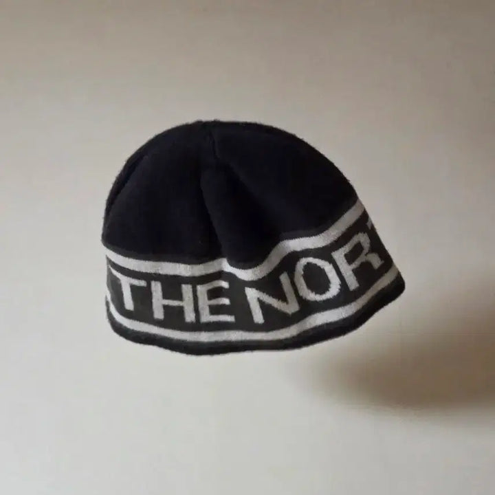[SOLD OUT] 노스페이스 스펠아웃 비니 모자 OS