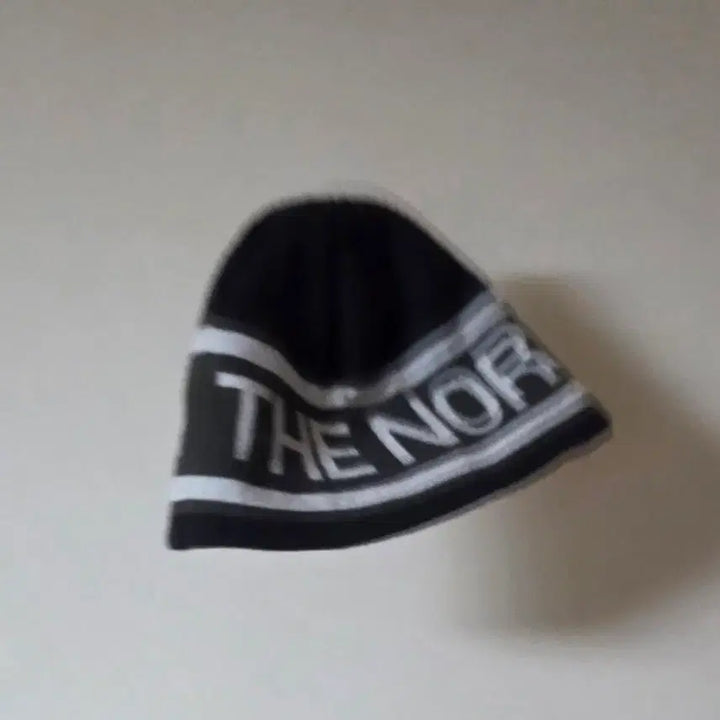 [SOLD OUT] 노스페이스 스펠아웃 비니 모자 OS