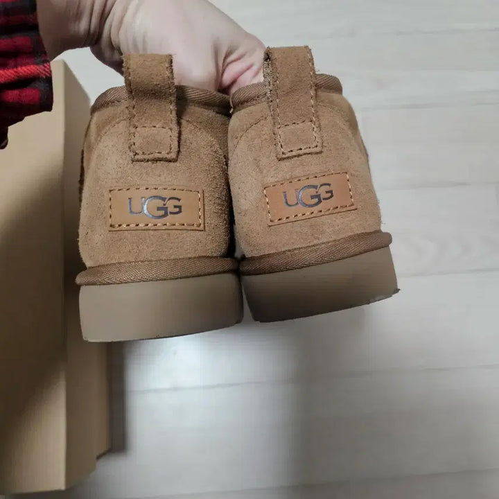 [BUNJANG] UGG Classic Ultra Mini Boots / UGG 어그 클래식 울트라 미니 250mm