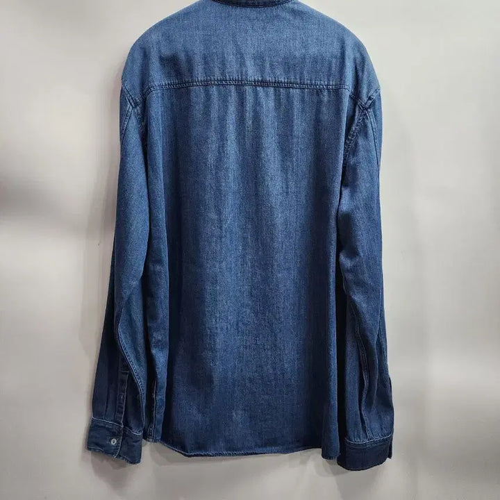 [BUNJANG] COS Classic Denim Button-Down Shirt / [L] 코스(COS) 클래식 데님 버튼다운 셔츠4.5