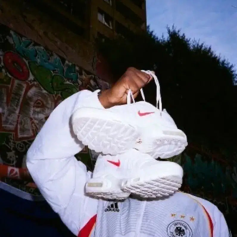 [BUNJANG] Nike x Supreme Air Max Plus TN 285 White / 나이키 x 슈프림 에어맥스 플러스 TN 285 화이트