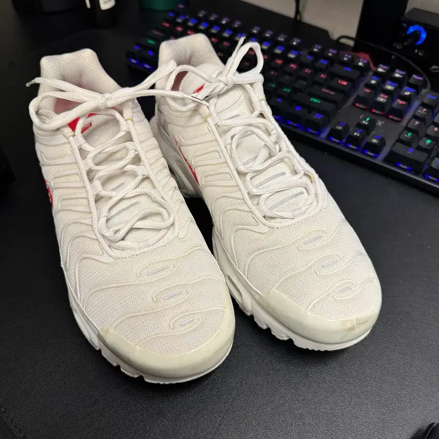 [BUNJANG] Nike x Supreme Air Max Plus TN 285 White / 나이키 x 슈프림 에어맥스 플러스 TN 285 화이트