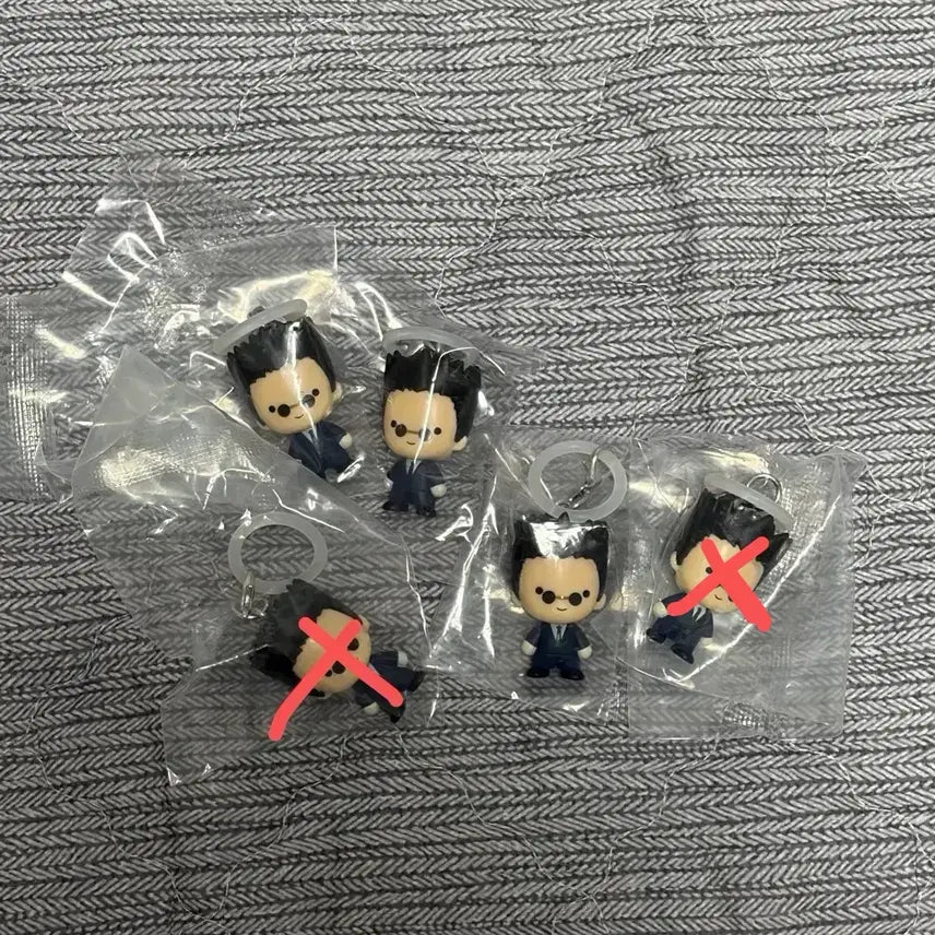 [BUNJANG] Hunter x Hunter Leorio Mesiruchi Gacha Keyring / 헌터헌터 레오리오 메지루시 가챠 키링