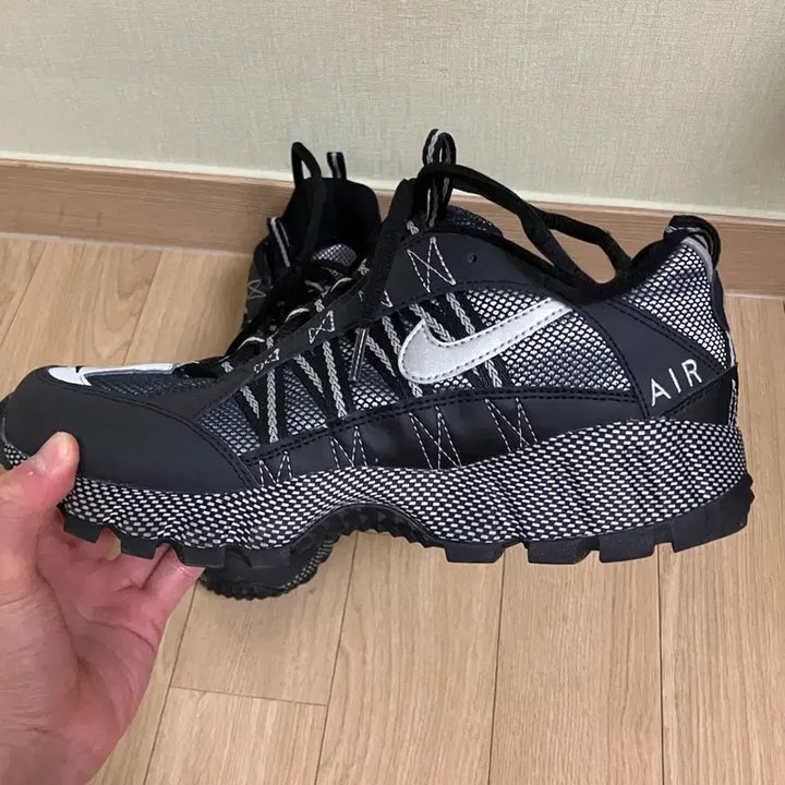 [BUNJANG] Nike Air Humara Black & Metallic Silver / 나이키 에어 휴마라 블랙 앤 메탈릭 실버