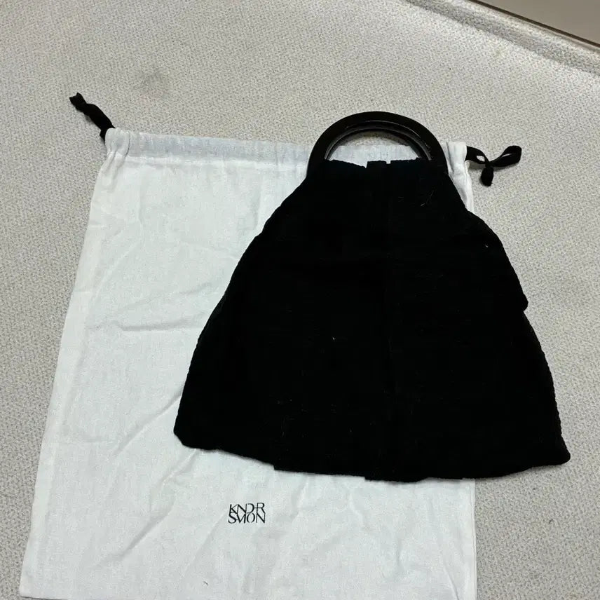 [BUNJANG] Kinder Salmmon Tote Bag / 킨더살몬 토트백