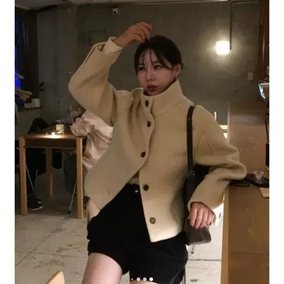 [BUNJANG] RAVE Short Coat / 레이브 숏코트