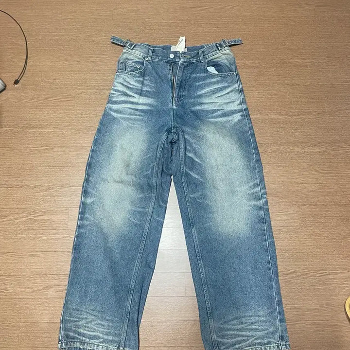 [BUNJANG] W Workshop Cat Washing Denim Size 1 / 더블유워크샵 캣워싱 데님 1사이즈