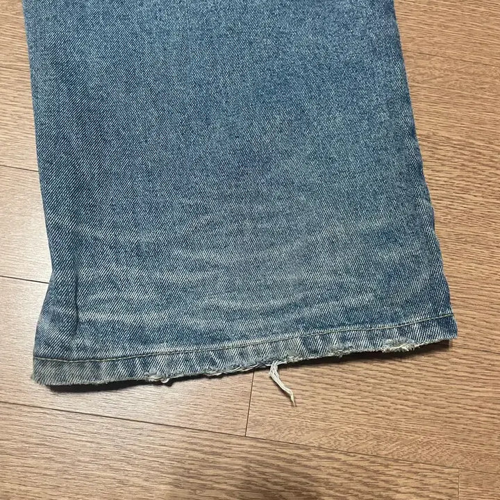 [BUNJANG] W Workshop Cat Washing Denim Size 1 / 더블유워크샵 캣워싱 데님 1사이즈