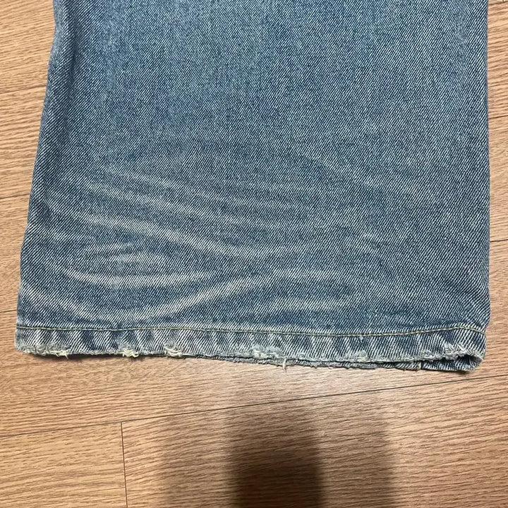 [BUNJANG] W Workshop Cat Washing Denim Size 1 / 더블유워크샵 캣워싱 데님 1사이즈