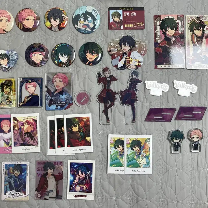 [BUNJANG] Valkyrie Itsuki Shu & Kagehira Mika Bundle Set / 일괄) 앙스타 발키리 / 이츠키 슈 카게히라 미카